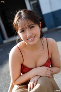 大和田南那写真集《[BOMB.tv] 2019.12 Nana Owada 大和田南那》高清全本 封面