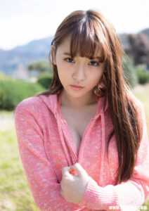 浅川梨奈写真集《vivid memories》高清全本 封面